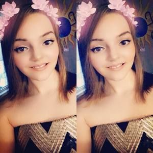 Meet your Posher, Alyssa